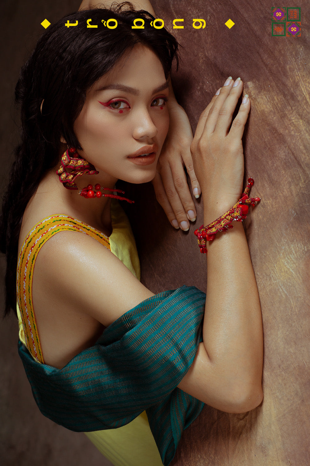 theMay | Sunshine & Moonlight Collection | Bộ phụ kiện thổ cẩm Ba-na dệt tay Trổ Bông