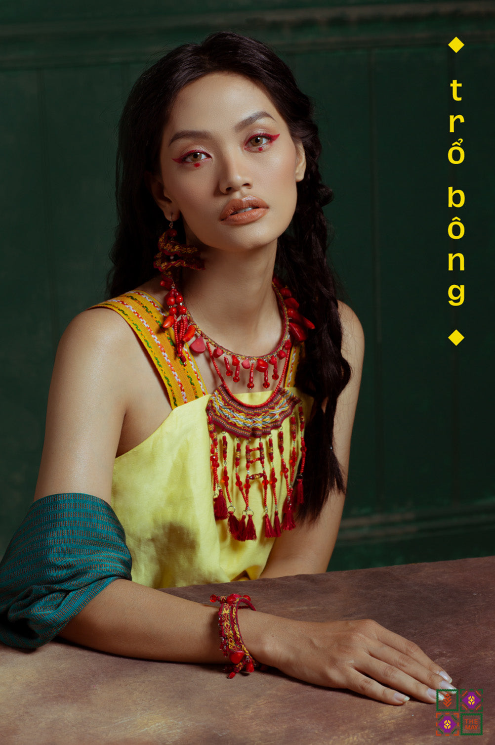 theMay | Sunshine & Moonlight Collection | Bộ phụ kiện thổ cẩm Ba-na dệt tay Trổ Bông