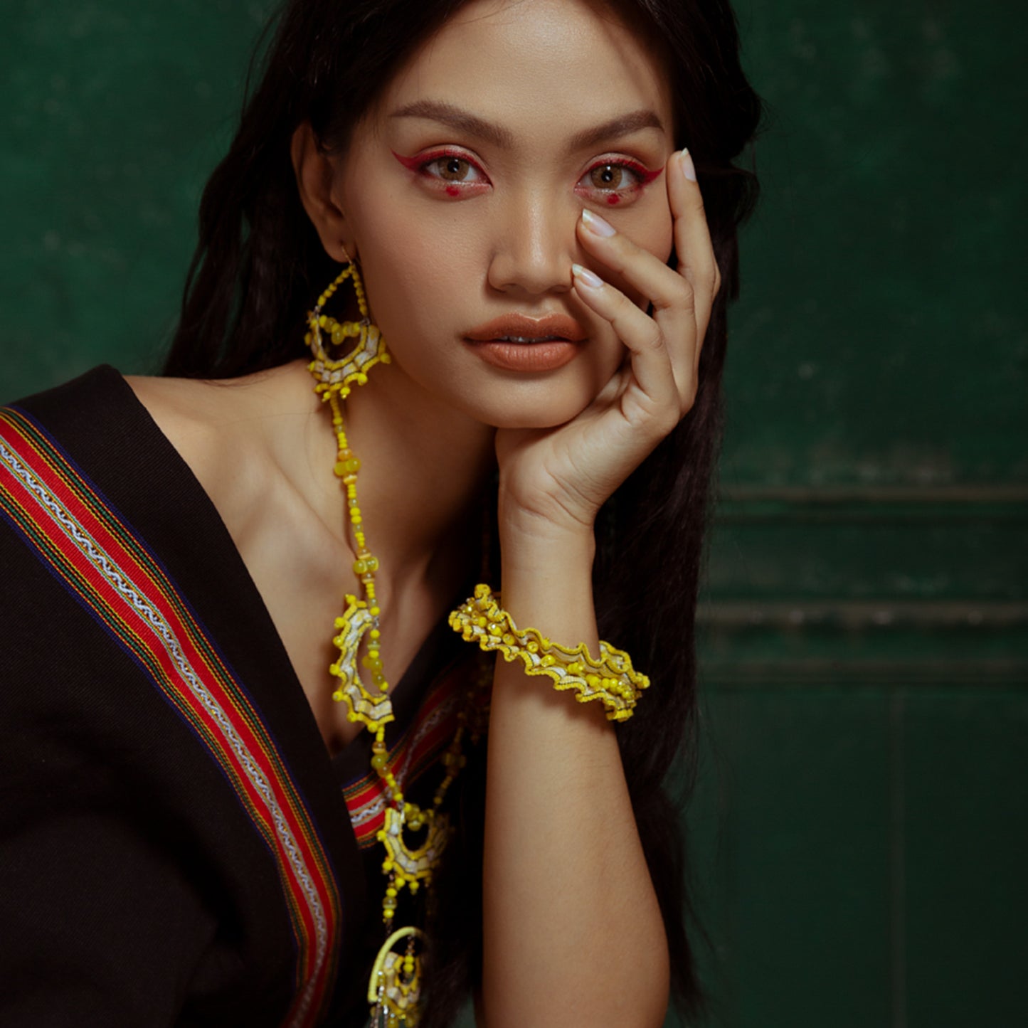 theMay | Sunshine & Moonlight Collection | Bộ phụ kiện thổ cẩm Ba-na dệt tay Lúa chín