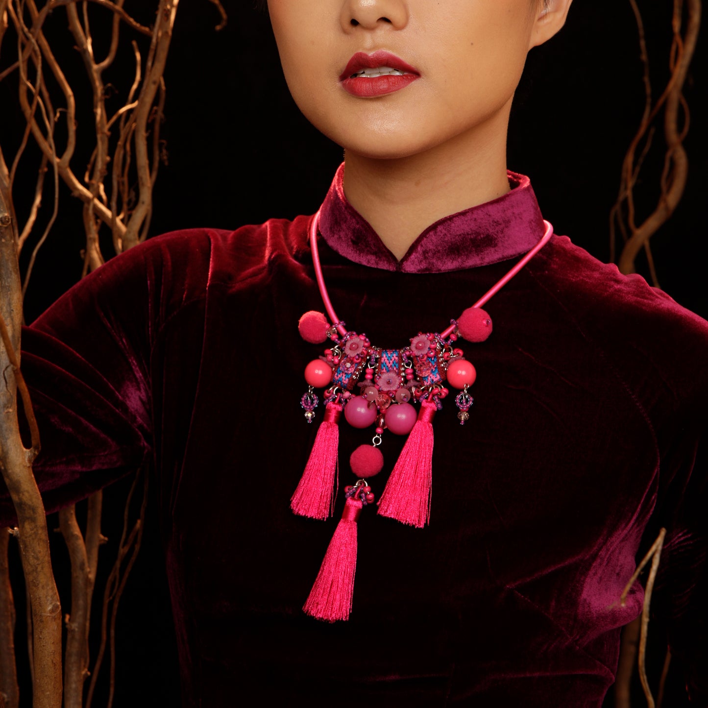 theMay | Po Inu Nagar Collection | Vòng cổ thổ cẩm Chăm dệt tay Vòng cổ Khởi Sắc