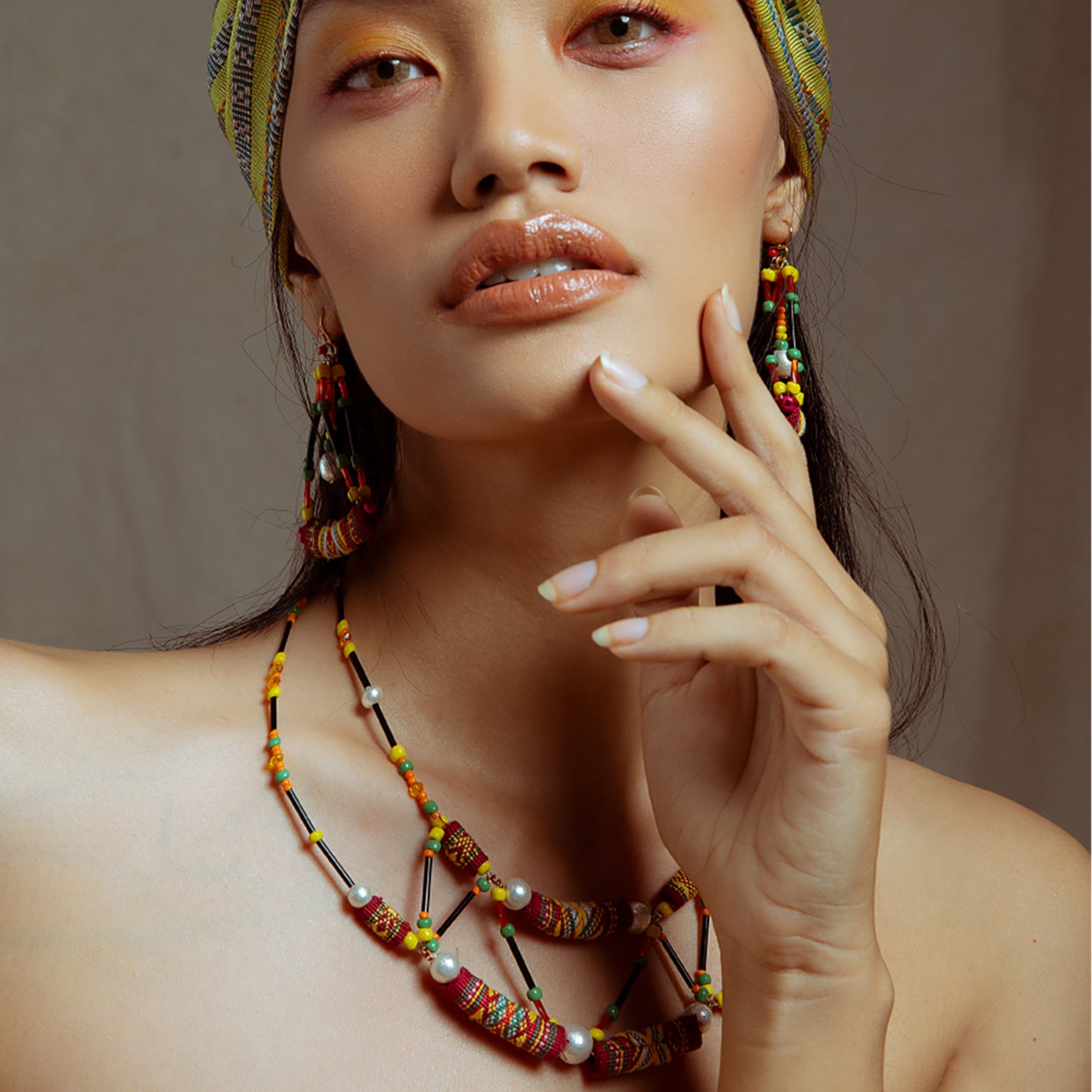 theMay | Sunshine & Moonlight Collection | Bộ phụ kiện thổ cẩm Ba-na dệt tay Nhà Rông