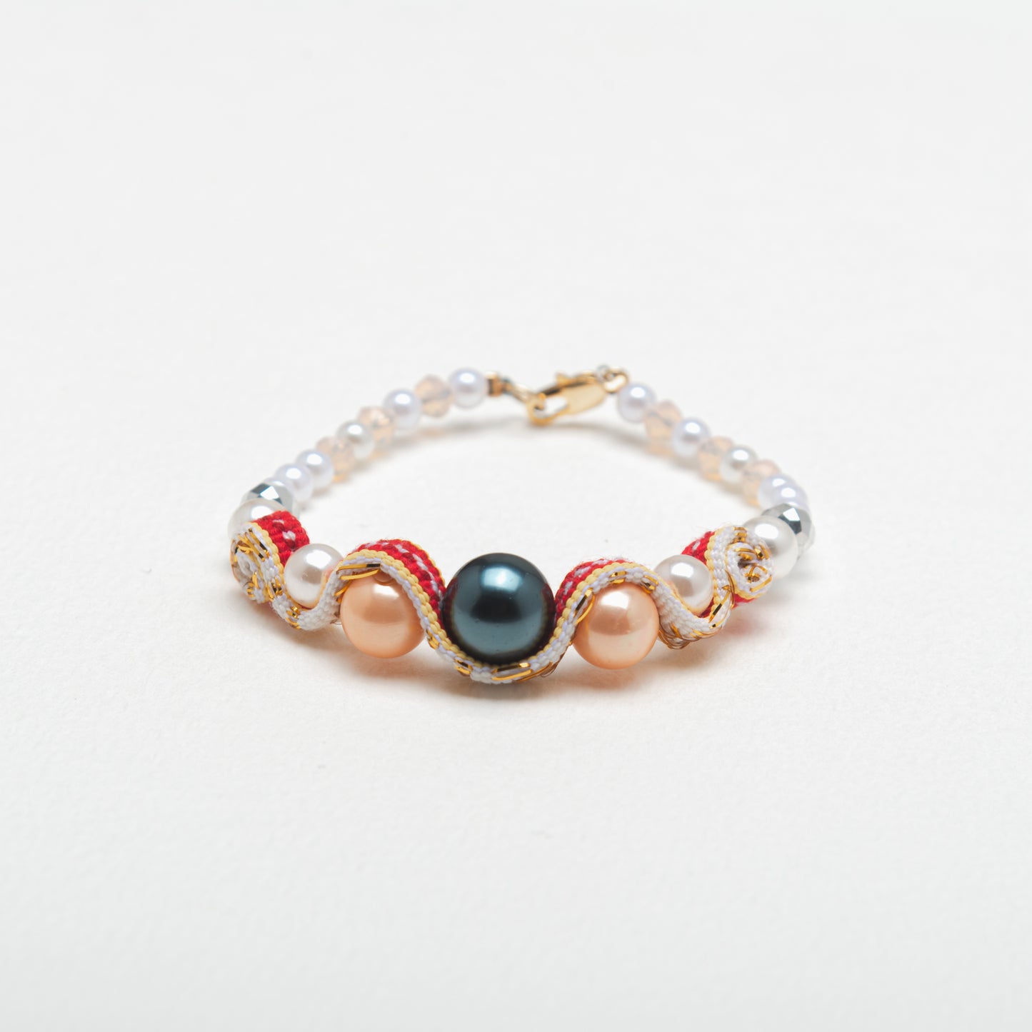 theMay | Biển Cả Collection | Vòng tay thổ cẩm Chăm dệt tay Sóng Biển