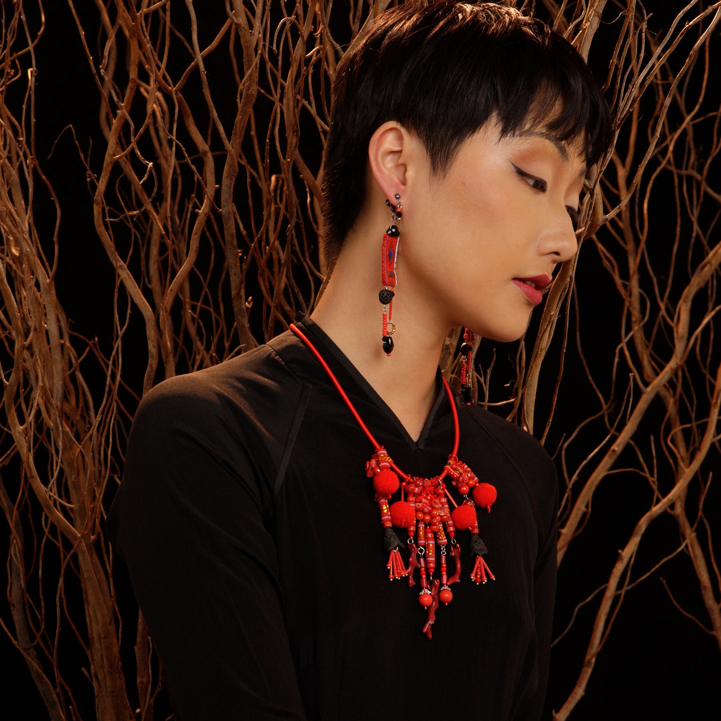 theMay | Po Inu Nagar Collection | Vòng cổ thổ cẩm Chăm dệt tay Vòng cổ Huyết Mạch