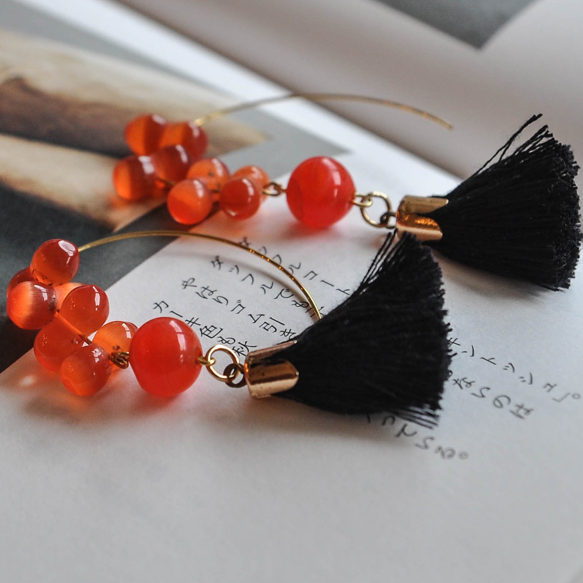 theMay | Ariya Bilan Collection | Hoa tai thổ cẩm Chăm Ignis