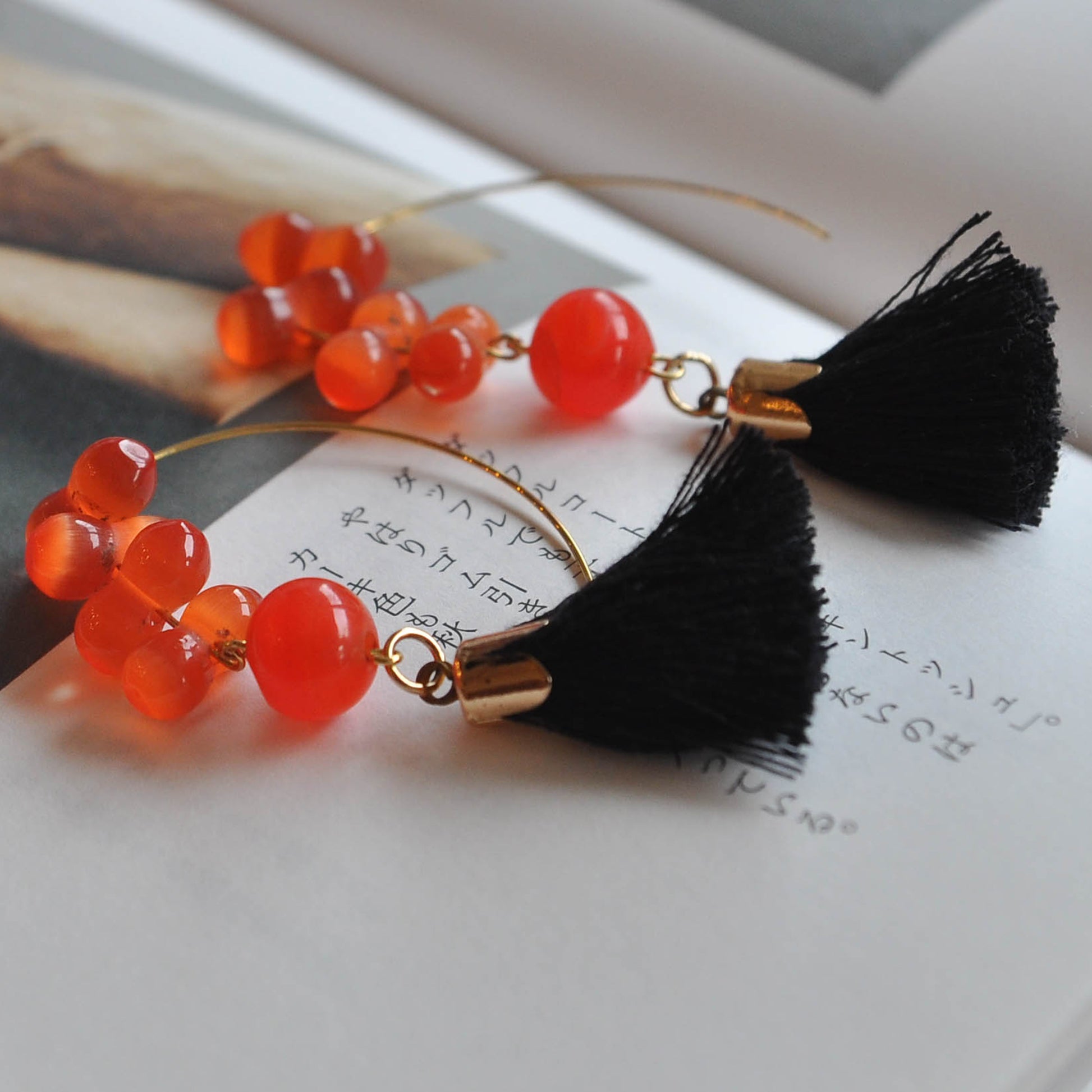 theMay | Ariya Bilan Collection | Hoa tai thổ cẩm Chăm Ignis