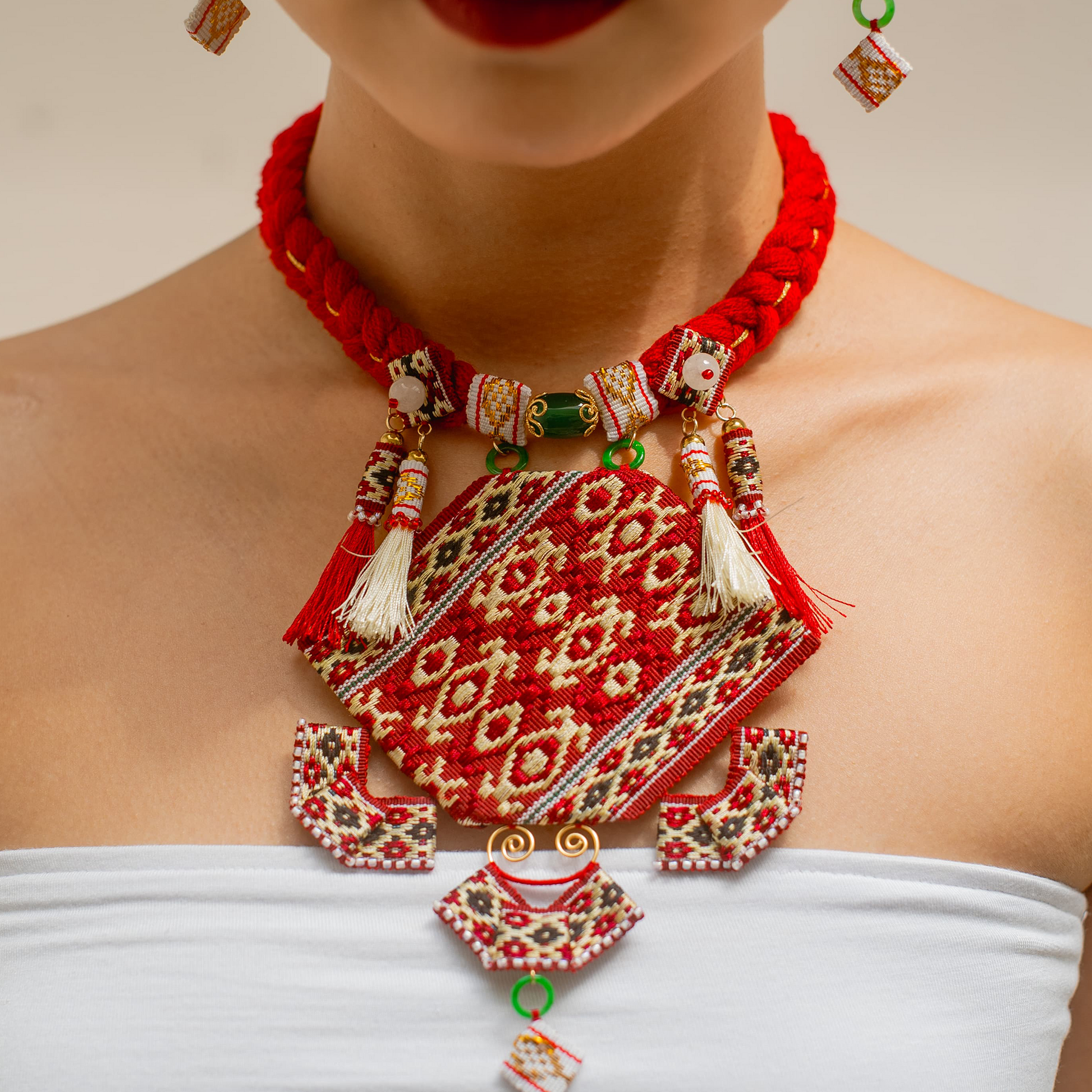 Vòng cổ thổ cẩm Chăm dệt tay Gal - wak 
