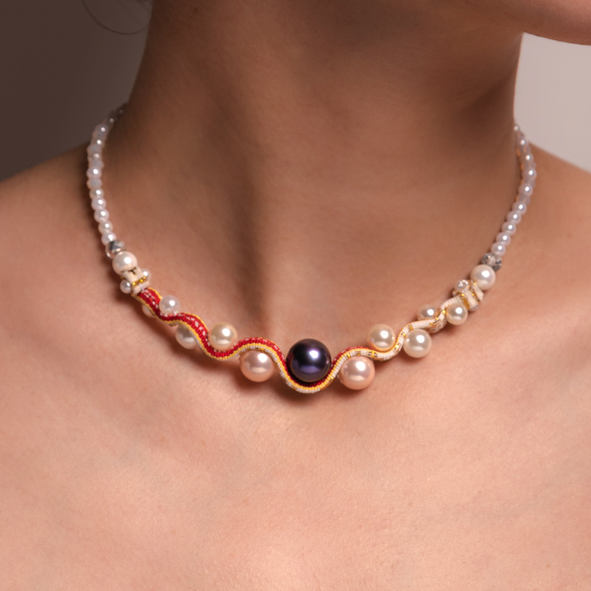theMay | Biển Cả Collection | Vòng cổ thổ cẩm Chăm dệt tay Sóng Biển