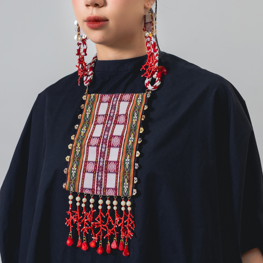Vòng cổ thổ cẩm Ba-na dệt tay Brưng 